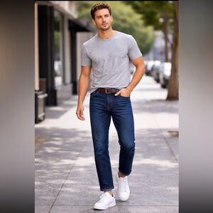 Levi’s 512 Slim Taper Jeans Dark Wash — W32 L30 (Cropped Fit)
